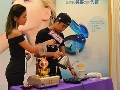 ���ݾS�������[�m������ɳ��